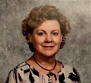 Staff Details : Mrs. Darla Davis